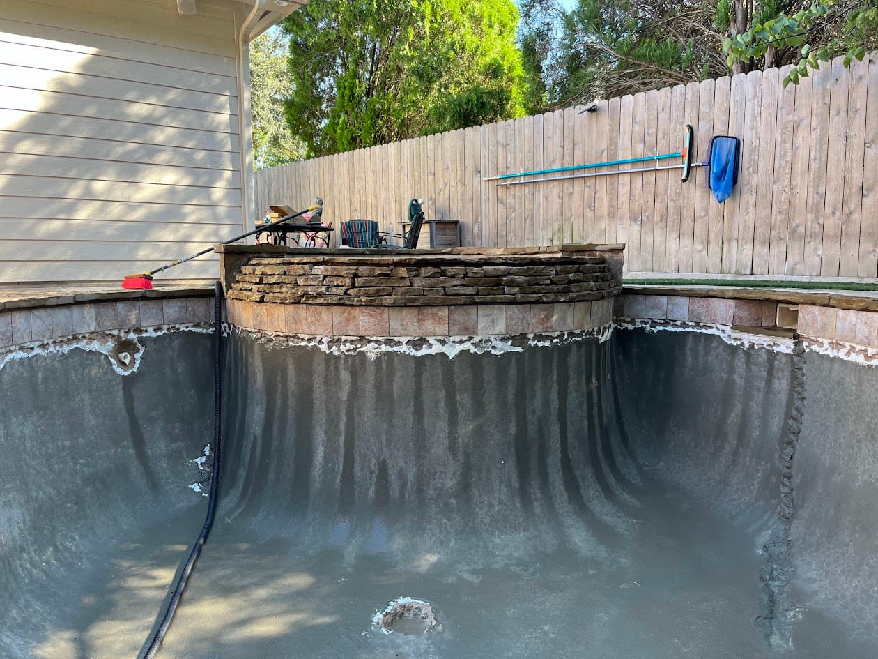 Heather Plaster Sand Blaster and Spray Deck, CHR Builder Sandblasting project in Katy/Houston area, TX