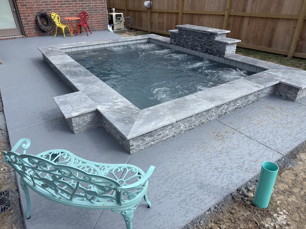 Custom Pool and Spa Design: The Perfect Addition to Your Backyard