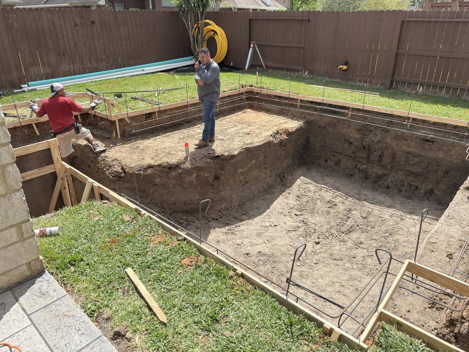 How Long Does It Really Take to Build a Pool in Texas?